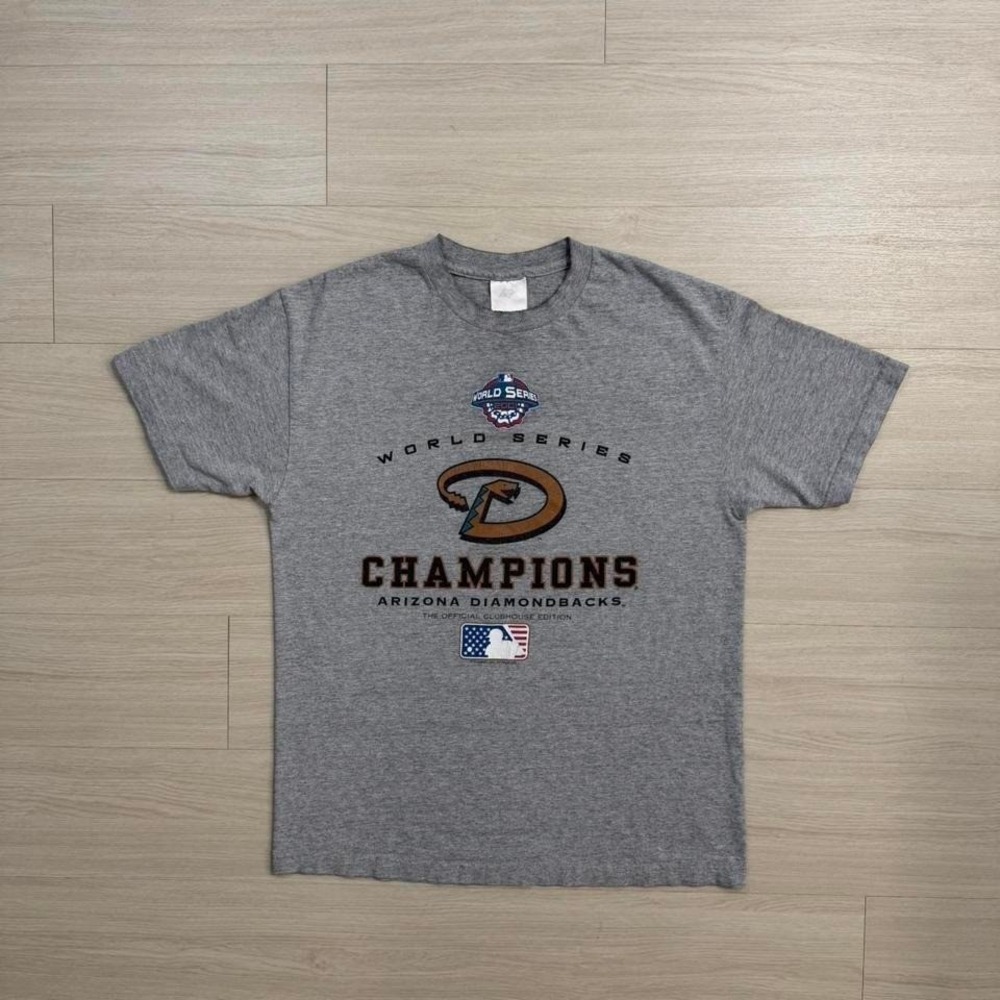 2001 Grey Arizona Diamondbacks World Series Champions Shirt